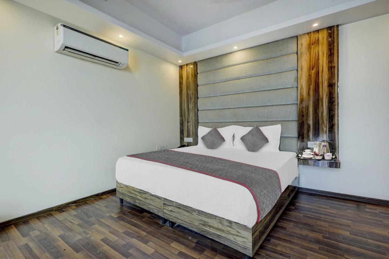 Townhouse Golden King Hotel New Delhi Luaran gambar