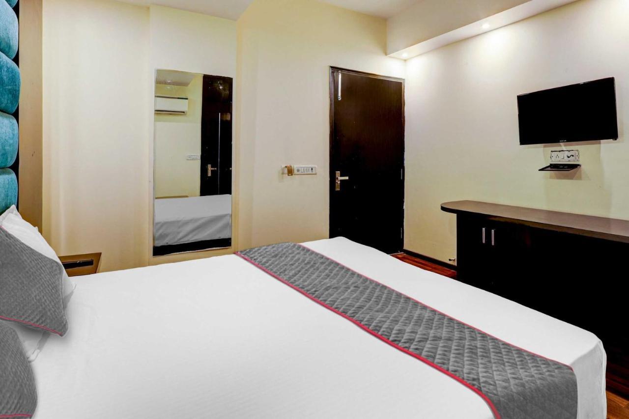 Townhouse Golden King Hotel New Delhi Luaran gambar
