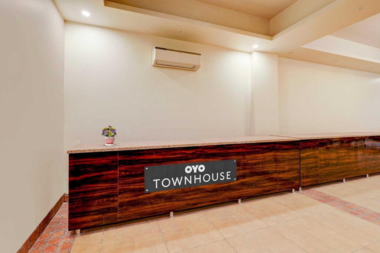 Townhouse Golden King Hotel New Delhi Luaran gambar