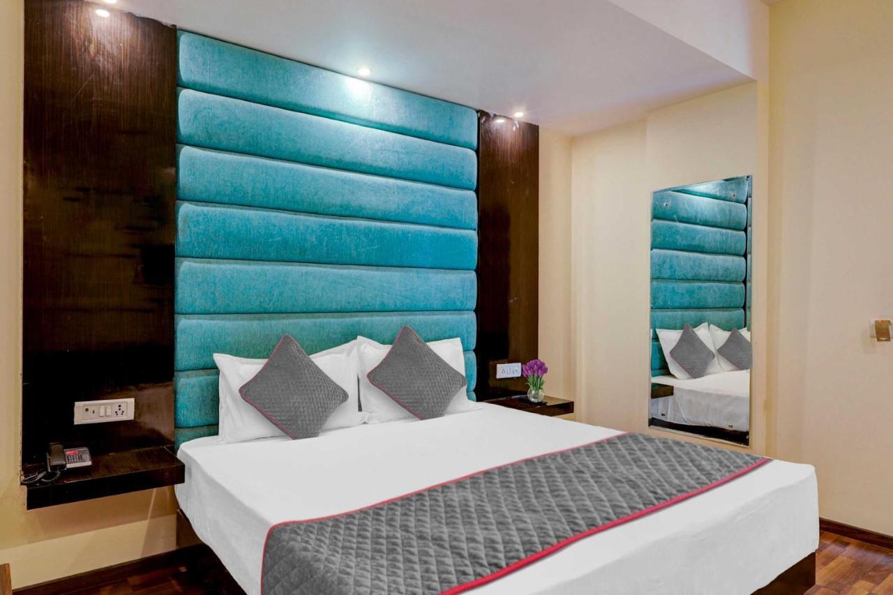 Townhouse Golden King Hotel New Delhi Luaran gambar