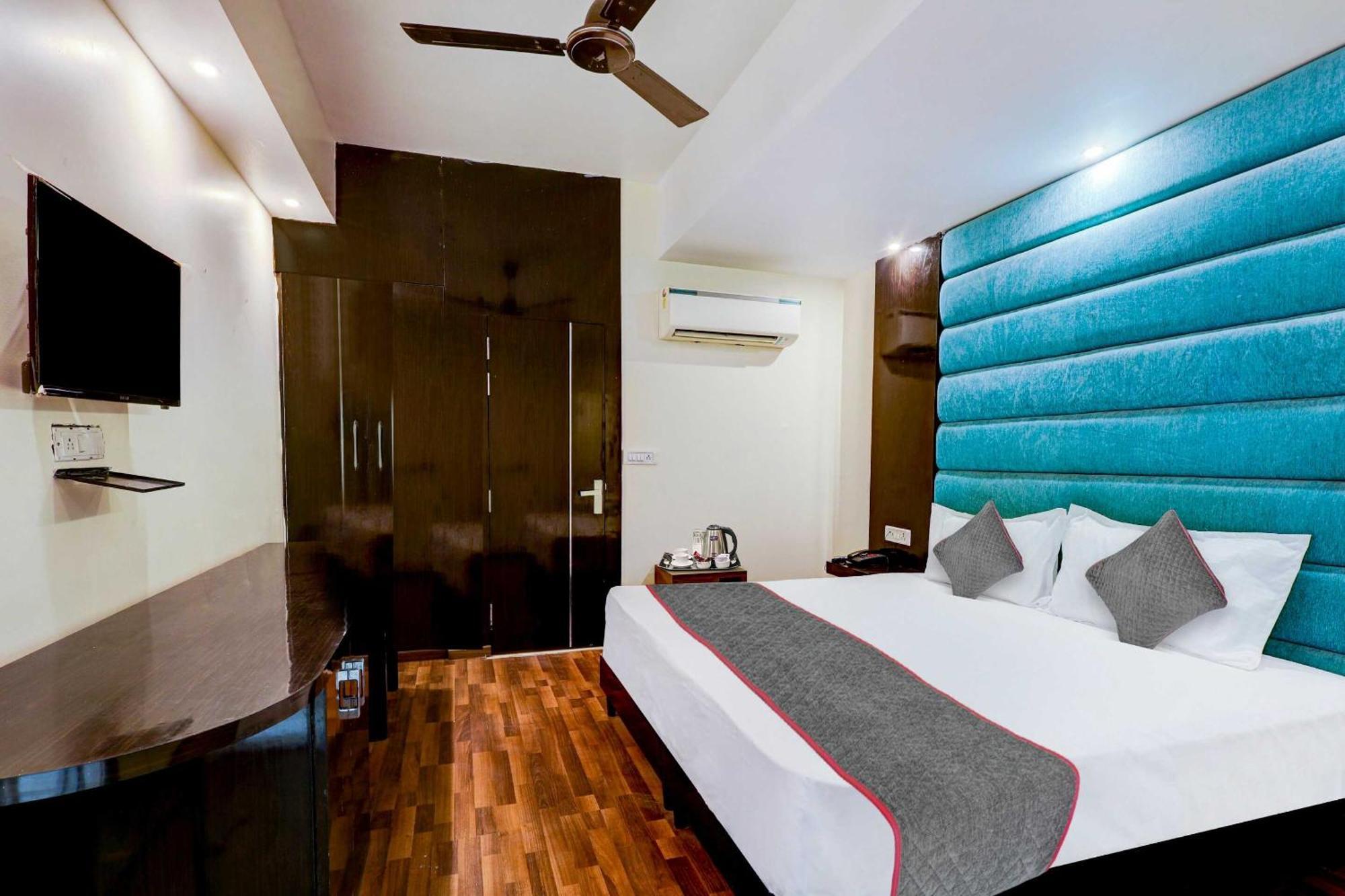 Townhouse Golden King Hotel New Delhi Luaran gambar